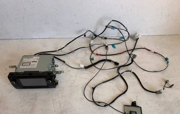 Toyota Auris E180 Screen/display/small screen 