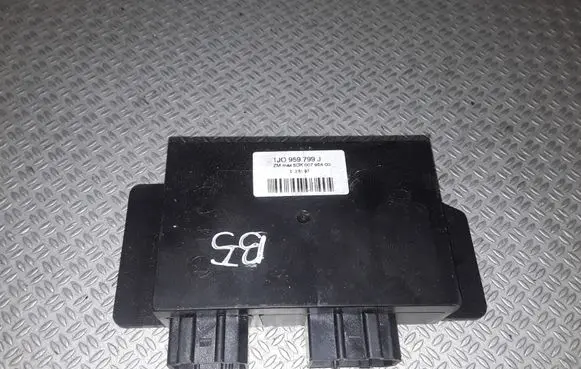 Volkswagen PASSAT B5 Comfort/convenience module 1J0959799J