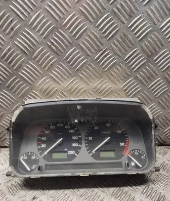 Volkswagen Golf III Speedometer (instrument cluster) 1h0919860e