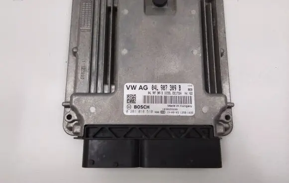 Skoda Octavia Mk3 (5E) Engine control unit/module 04L907309B 02810180510
