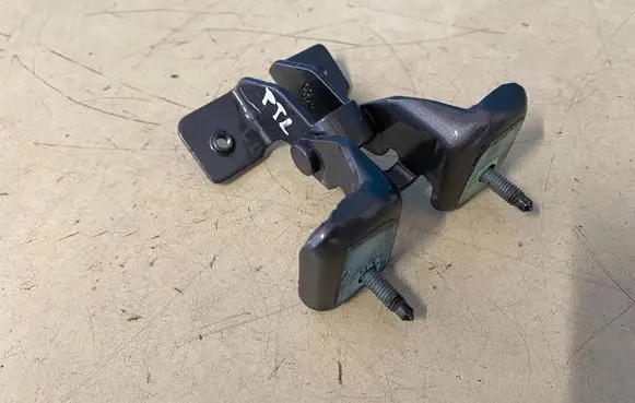 Mercedes-Benz EQA Tailgate/trunk/boot hinge A1777403600
