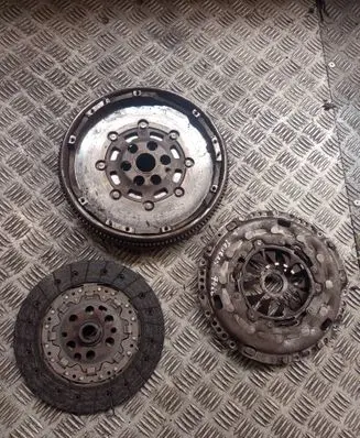 Volkswagen Touran I Clutch set kit