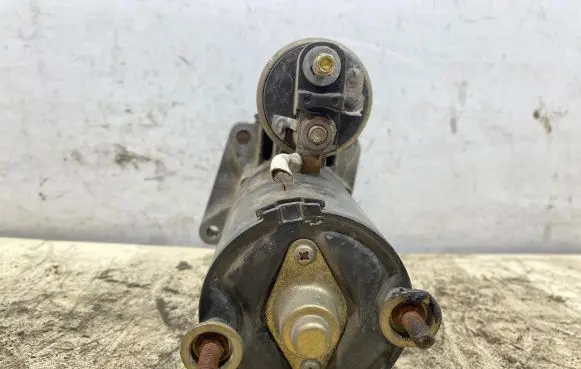 Volvo V70 Starter motor 0001108166