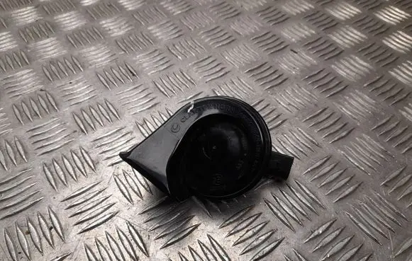 Audi A3 8Y Horn signal 8X0951223B