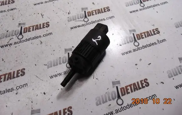 Mitsubishi Space Star Windscreen/windshield washer pump