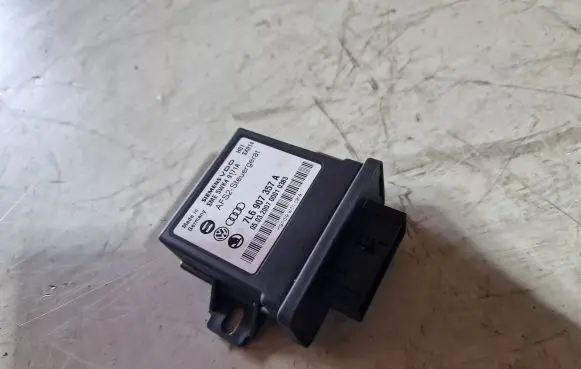 Volkswagen Touareg I Other control units/modules 7L6907357A