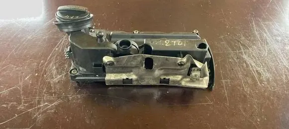 Skoda Fabia Mk2 (5J) Rocker cam cover 03P103469A