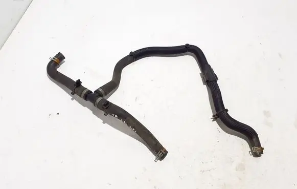 Renault Trafic III (X82) Engine coolant pipe/hose 210217705R