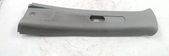 KIA Carnival (B) pillar trim (top) 0K55568130