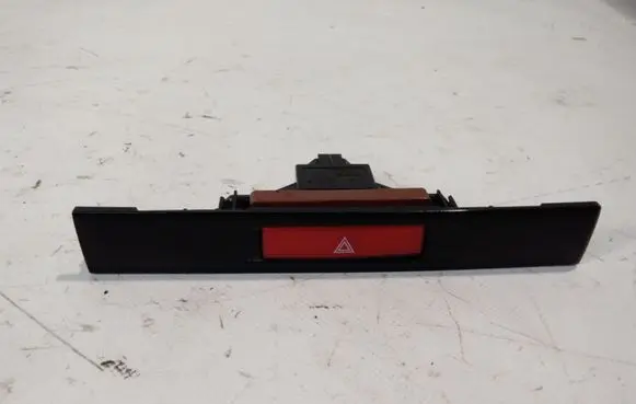 Honda FR-V Hazard light switch M27745