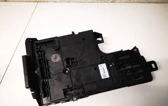 Tesla Model Y Comfort/convenience module 165765000c