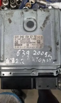 Mercedes-Benz Vito Viano W639 Engine control unit/module A6461506772