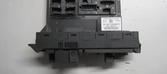 Mercedes-Benz E W211 Fuse module 2115457301