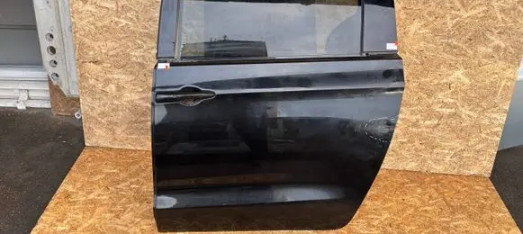 Chrysler Pacifica Side sliding door C10527