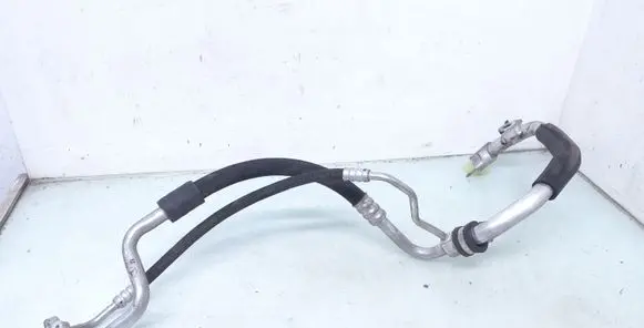 Mercedes-Benz CLS C218 X218 Air conditioning (A/C) pipe/hose A2128301616