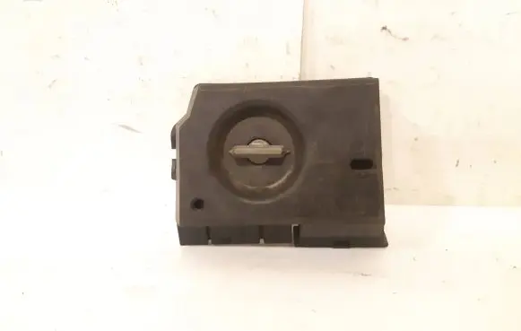 Audi 80 90 S2 B4 Tail light bulb cover holder 29632202
