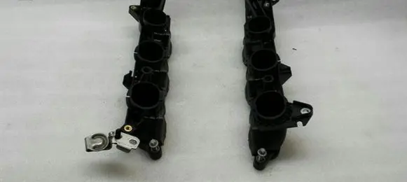 Mercedes-Benz E C207 W207 Intake manifold A2761401244
