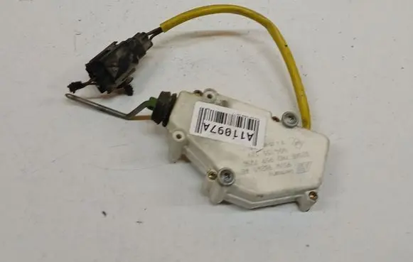 Volkswagen Sharan Central locking motor 95VW9B241AB