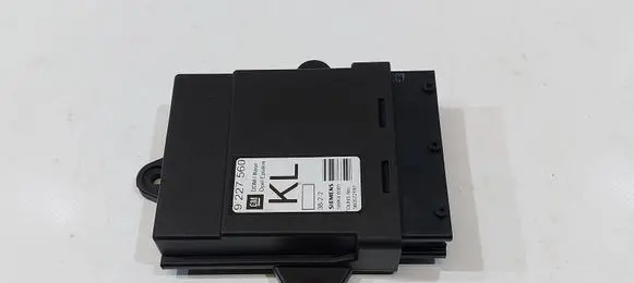 Opel Vectra C Door control unit/module 9227560