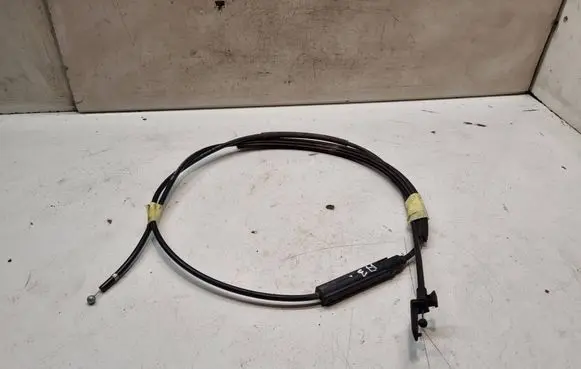 Audi A3 S3 8P Engine bonnet/hood lock release cable 8P0823535B