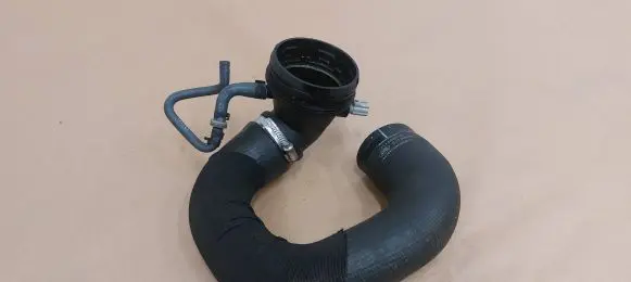 Land Rover Range Rover L405 Intercooler hose/pipe CPLA6K683DB