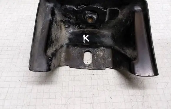 Volkswagen Transporter - Caravelle T5 Radiator support slam panel bracket 