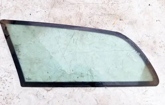 Mercedes-Benz E W210 Rear side window as2
