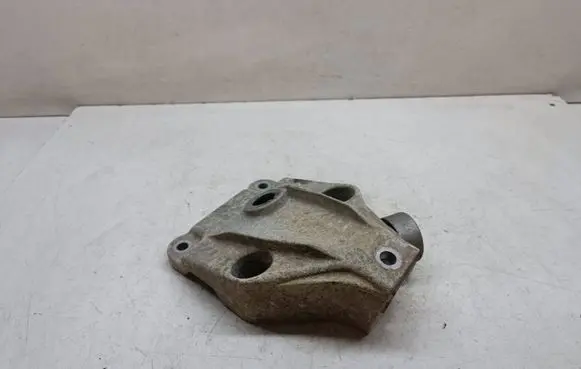 BMW 6 F12 F13 Engine mounting bracket 6777623 22116777623