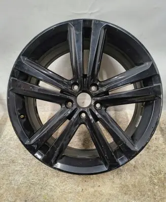 Seat Leon (5F) R19 alloy rim 