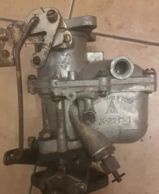 GAZ 21 Carburettor K22g
