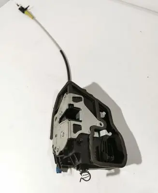 BMW X6 E71 Rear door lock 7202147