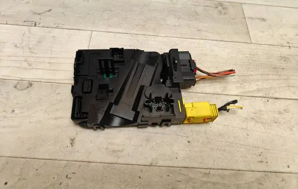 Volkswagen Touran I Steering angle sensor 1K0953549BD