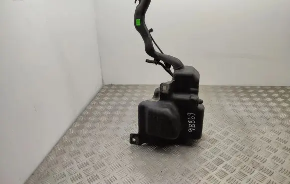Mercedes-Benz CLA C117 X117 W117 Windshield washer fluid reservoir/tank A2468690120