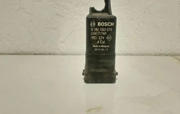 Nissan X-Trail T32 Glow plug pre-heat relay 0281003070 20150617 110673774R