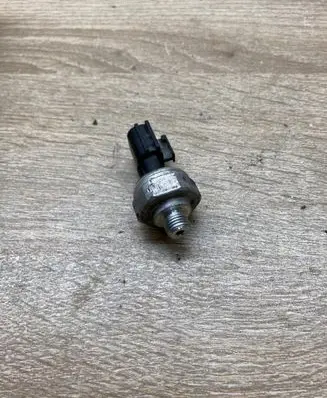 Nissan Frontier Air conditioning (A/C) pressure sensor 42CP89 H509