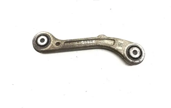 Maserati Ghibli Rear upper control arm/wishbone 670007252
