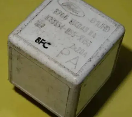 Ford Mondeo MK II Other relay 87GG13K043BA V23134-N55-X156 V23134N55X156