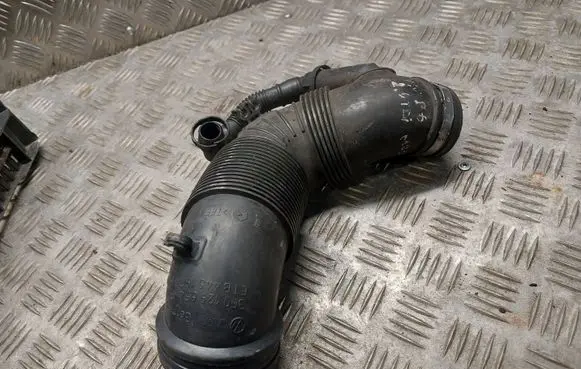 Skoda Superb B5 (3U) Air intake hose/pipe 3E0129654