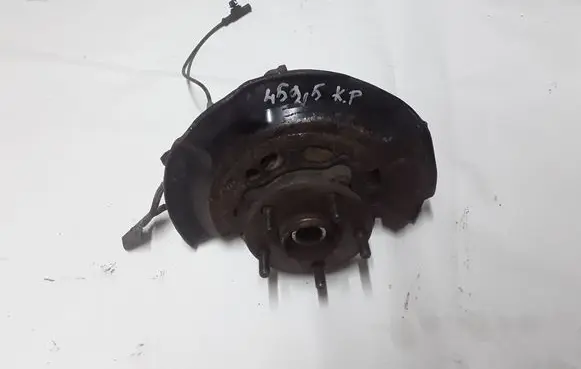 Toyota Auris E180 Front wheel hub 4321205090