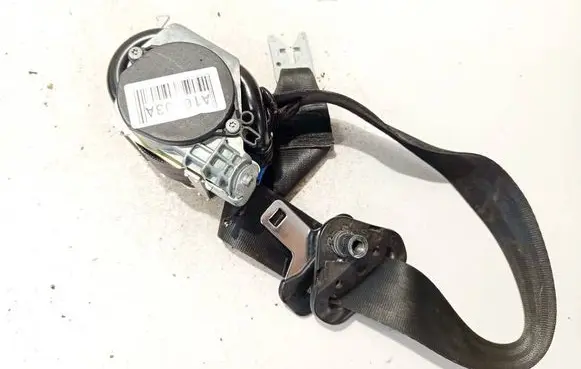 Renault Megane III Front seatbelt