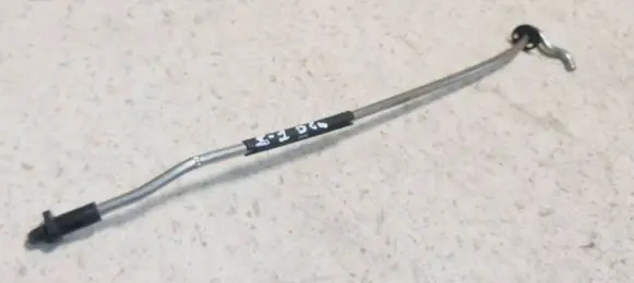 Citroen C1 Engine bonnet/hood prop rod/strut 