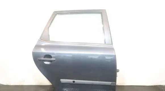 KIA Ceed Rear door