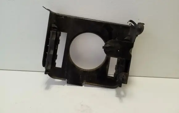 Volkswagen Amarok Engine control unit holder 2H0907645A 1T0971739G