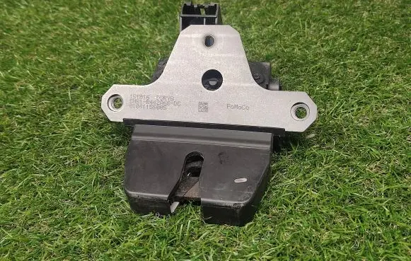 Ford Focus Tailgate/trunk/boot lock/catch/latch 8M51R442A66DC