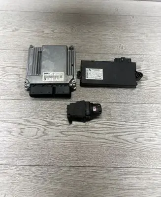 BMW 5 E60 E61 Engine control unit/module 7809941 9147185 0281015130