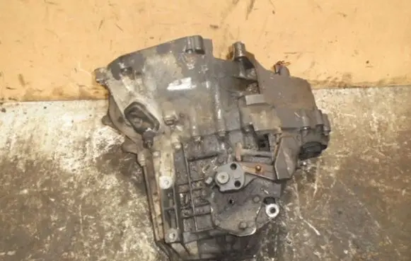 Ford Mondeo Mk III Manual 4 speed gearbox 1S7R7F096AC