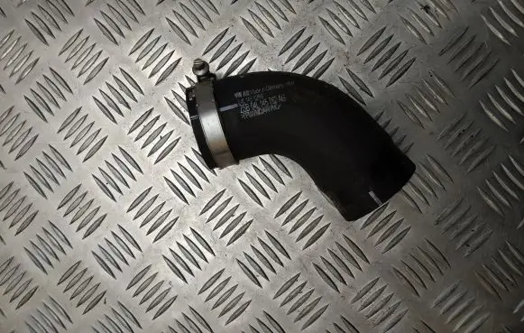 Audi Q5 SQ5 Intercooler hose/pipe 04L145828B