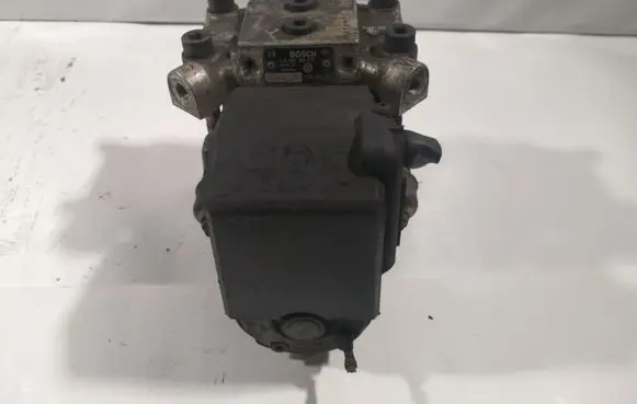 Volkswagen Transporter - Caravelle T4 ABS Pump 0265201037 701614111