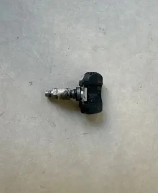 BMW X5 F15 Tire pressure sensor 6881891
