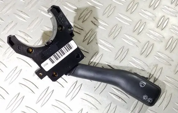 Volkswagen PASSAT B5.5 Wiper control stalk 4B0953503F